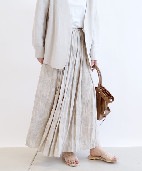 DouDou（ドゥドゥ）の「プリントタックギャザースカート（スカート・レディース・ベージュ/サックスブルー・FREE）」の9枚目の写真