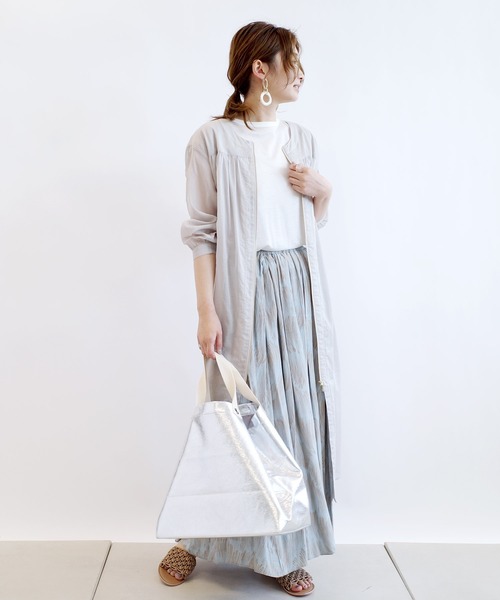 DouDou（ドゥドゥ）の「プリントタックギャザースカート（スカート・レディース・ベージュ/サックスブルー・FREE）」の4枚目の写真