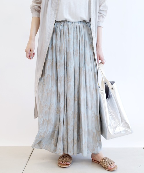 DouDou（ドゥドゥ）の「プリントタックギャザースカート（スカート・レディース・ベージュ/サックスブルー・FREE）」の14枚目の写真