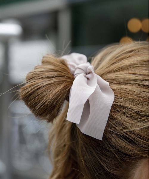 flower(フラワー)の「エアリーリボンゴム(ヘアゴム・レディース・ブラック/ベージュ/グレー/アイボリー・FREE)」の5枚目の写真