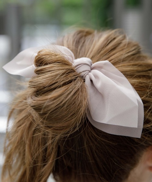 flower(フラワー)の「エアリーリボンゴム(ヘアゴム・レディース・ブラック/ベージュ/グレー/アイボリー・FREE)」の13枚目の写真