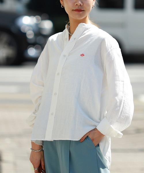 Ray BEAMS(レイビームス)の「DANTON / ノーカラー シャツ(シャツ/ブラウス・レディース・ホワイト/ライトブルー・38/36)」の1枚目の写真