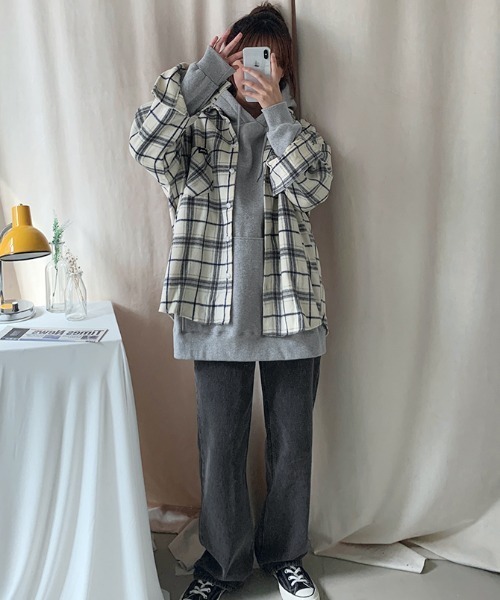 muahmuah（ムーアムーア）の「『muah muah/ムーアムーア』POINT RELAX FIT BLACK JEAN/ポイント リラックスフィット ブラックジーンズ（デニムパンツ・レディース・ブラック・S/M）」の8枚目の写真