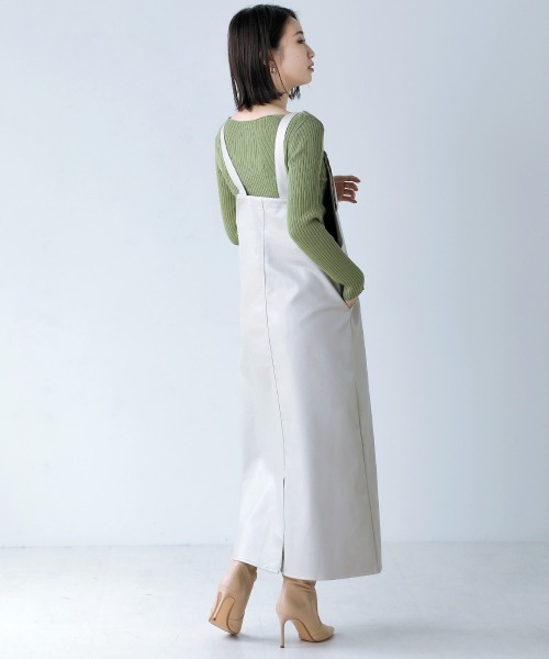 Bou Jeloud（ブージュルード）の「フェイクレザージャンスカ（ジャンパースカート・レディース・アイボリー/ブラウン/ブラック/オリーブ・FREE）」の13枚目の写真