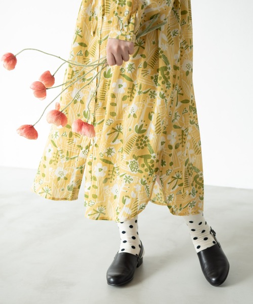 MERLOT（メルロー）の「ボタニカルシャツワンピース（シャツワンピース・レディース・イエロー/ブルー・FREE）」の19枚目の写真