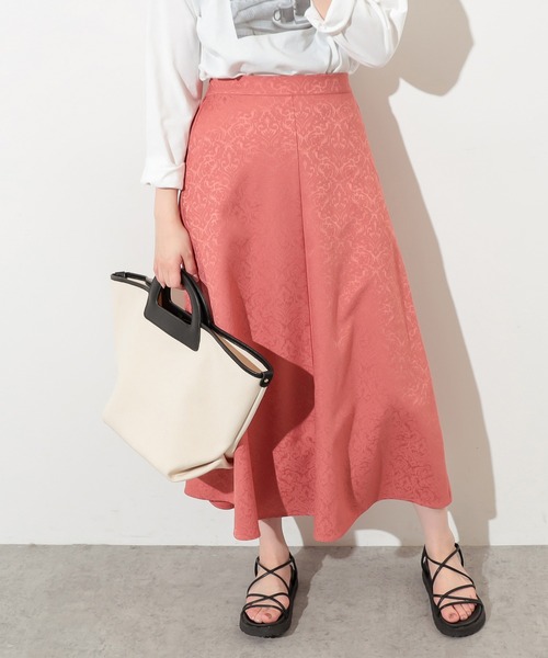 natural couture（ナチュラルクチュール）の「アンティークジャガード大人フレアスカート（スカート・レディース・オレンジ/ライトベージュ/サックスブルー・FREE）」の3枚目の写真