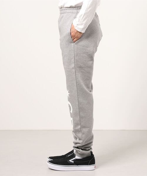 GDC(ジーディーシー)の「LOGO SWEAT PANTS(スウェットパンツ・メンズ・ホワイト/ブラック/グレー・FREE)」の6枚目の写真