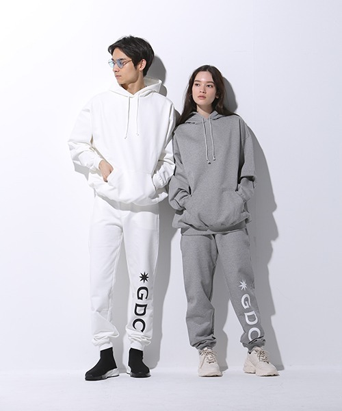 GDC(ジーディーシー)の「LOGO SWEAT PANTS(スウェットパンツ・メンズ・ホワイト/ブラック/グレー・FREE)」の15枚目の写真