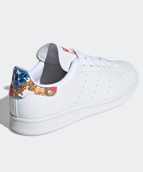 adidas（アディダス）の「スタンスミス [STAN SMITH] アディダスオリジナルス（スニーカー・レディース・ホワイト系その他・25.5cm/22.5cm/26.5cm/25.0cm/24.5cm/22.0cm/23.0cm/23.5cm/24.0cm/26.0cm）」の4枚目の写真