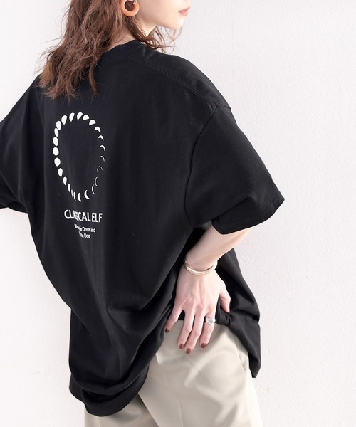 classicalelf（クラシカルエルフ）の「綿100％ オーガニックコットン。月グラフィックプリントで1+（Tシャツ/カットソー・レディース・ホワイト/ブラック/グレイッシュベージュ・MEDIUM/LARGE/X-LARGE）」の2枚目の写真