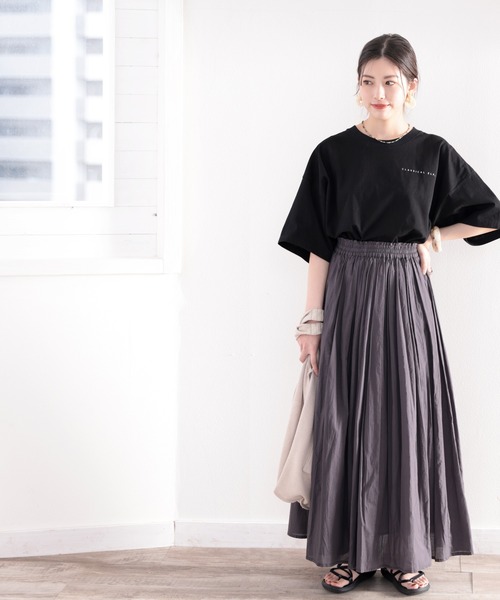classicalelf（クラシカルエルフ）の「綿100％ オーガニックコットン。月グラフィックプリントで1+（Tシャツ/カットソー・レディース・ホワイト/ブラック/グレイッシュベージュ・MEDIUM/LARGE/X-LARGE）」の21枚目の写真