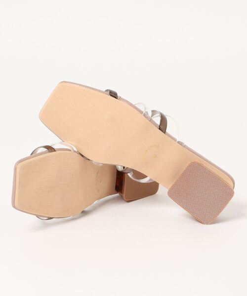 apres jour mignon(アプレジュールミニョン)の「スクエアクリアヒールサンダル【ZOZOTOWN限定アイテム】(サンダル・レディース・ブラック/グレイッシュベージュ/アイボリー・X-LARGE/LARGE/MEDIUM/SMALL)」の9枚目の写真