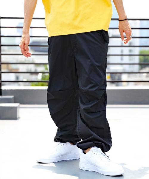 ８(eight)（エイト）の「オーバースノーパンツ（カーゴパンツ・メンズ・ホワイト/ブラック/カーキ/グレイッシュベージュ/グリーン/オレンジ/カーキ系2/ベージュ/ネイビー・MEDIUM/LARGE/SMALL/X-LARGE）」の18枚目の写真