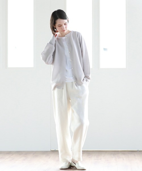 Pao de lo(パオデロ)の「美濃和紙ニット羽織り(ニット/セーター・レディース・チャコールグレー/グレー/オレンジ・9号/7号)」の6枚目の写真