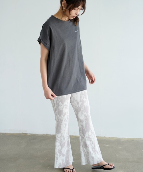 Chiaro（キアロ）の「タイダイ柄楊柳プリーツワイドフレアパンツ（その他パンツ・レディース・ベージュ/グレー/オリーブ・FREE）」の14枚目の写真