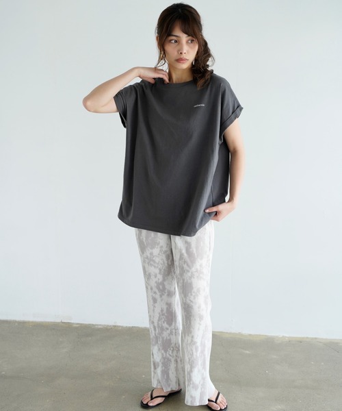 Chiaro（キアロ）の「タイダイ柄楊柳プリーツワイドフレアパンツ（その他パンツ・レディース・ベージュ/グレー/オリーブ・FREE）」の9枚目の写真