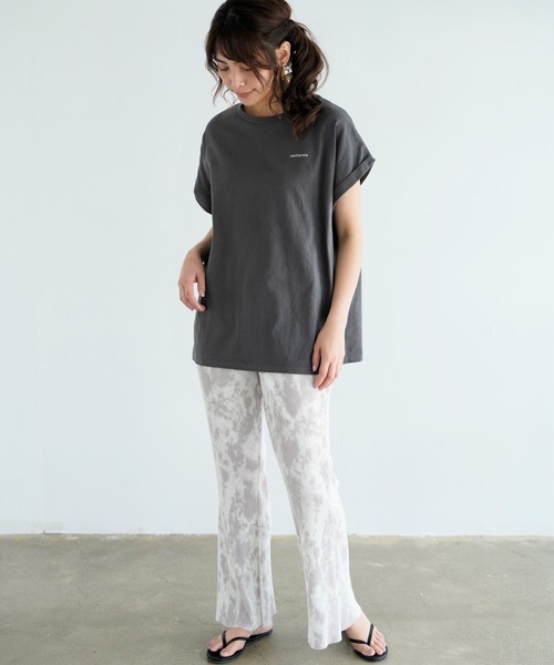 Chiaro（キアロ）の「タイダイ柄楊柳プリーツワイドフレアパンツ（その他パンツ・レディース・ベージュ/グレー/オリーブ・FREE）」の17枚目の写真