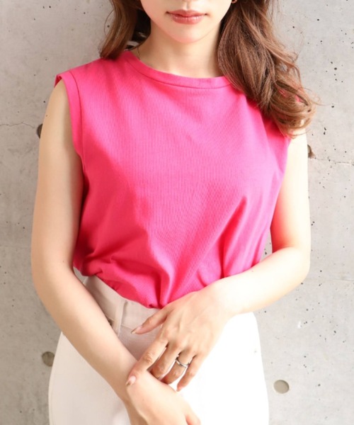 moment+（モーメントプラス）の「綿100％天竺.無地＆ボーダーバックショルダータックノースリーブTシャツ（Tシャツ/カットソー・レディース・ブラック/ベージュ/オフホワイト/杢グレー/グレイッシュベージュ/ピンク/オレンジ/ターコイズブルー/グリーン/クリアグリーン/イエロー×グリーン/ブラック系その他/グレー/オートミール/チャコールグレー・M/L）」の14枚目の写真