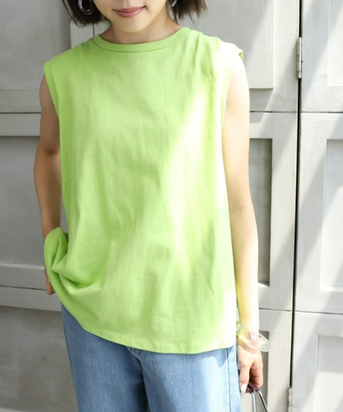 moment+（モーメントプラス）の「綿100％天竺.無地＆ボーダーバックショルダータックノースリーブTシャツ（Tシャツ/カットソー・レディース・ブラック/ベージュ/オフホワイト/杢グレー/グレイッシュベージュ/ピンク/オレンジ/ターコイズブルー/グリーン/クリアグリーン/イエロー×グリーン/ブラック系その他/グレー/オートミール/チャコールグレー・M/L）」の13枚目の写真