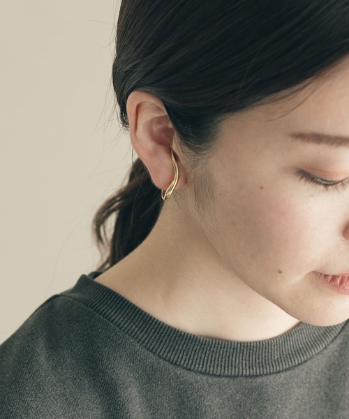 SMELLY（スメリー）の「2セットイヤカフ（イヤーカフ・レディース・ゴールド・-）」の4枚目の写真