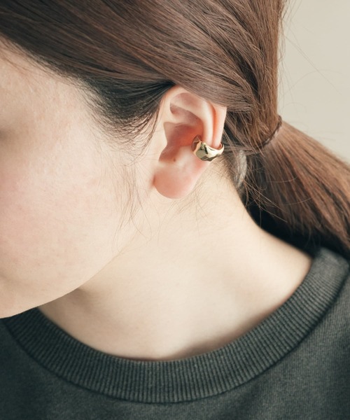 SMELLY（スメリー）の「2セットイヤカフ（イヤーカフ・レディース・ゴールド・-）」の5枚目の写真