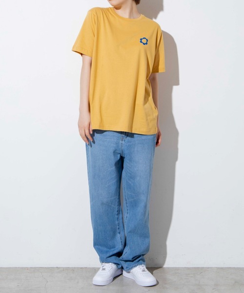 WEGO（ウィゴー）の「WEGO/ワンポイントflowerロゴTシャツ（Tシャツ/カットソー・レディース・イエロー/グリーン・SMALL/MEDIUM/LARGE/X-LARGE）」の8枚目の写真