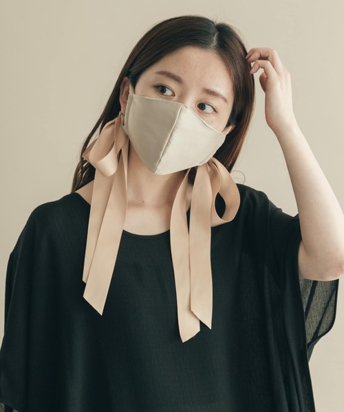 SMELLY(スメリー)の「リボンサテンマスク(その他小物・レディース・ベージュ/グレー・-)」の4枚目の写真