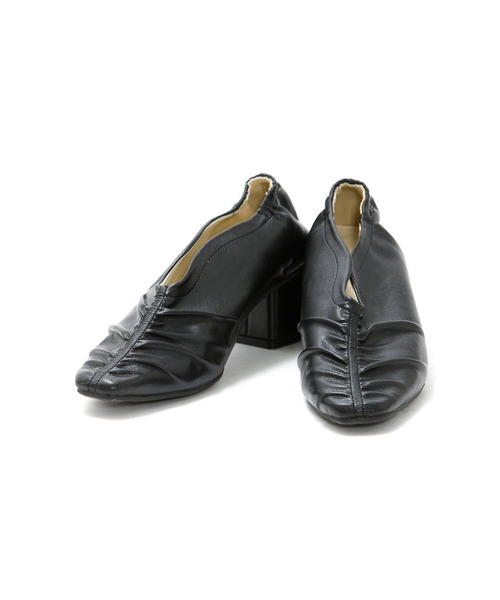 AS KNOW AS PINKY（アズノゥアズピンキー）の「ギャザギャザヒールパンプス（パンプス・レディース・ブラック/ピンク・M/L）」の2枚目の写真