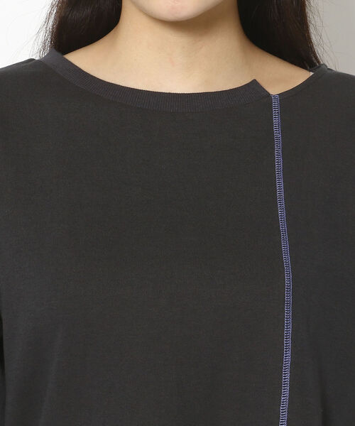 AULA AILA（アウラアイラ）の「AULA AILA（アウラアイラ）別注カラーステッチTシャツ（Tシャツ/カットソー・レディース・ホワイト/チャコールグレー・0）」の19枚目の写真