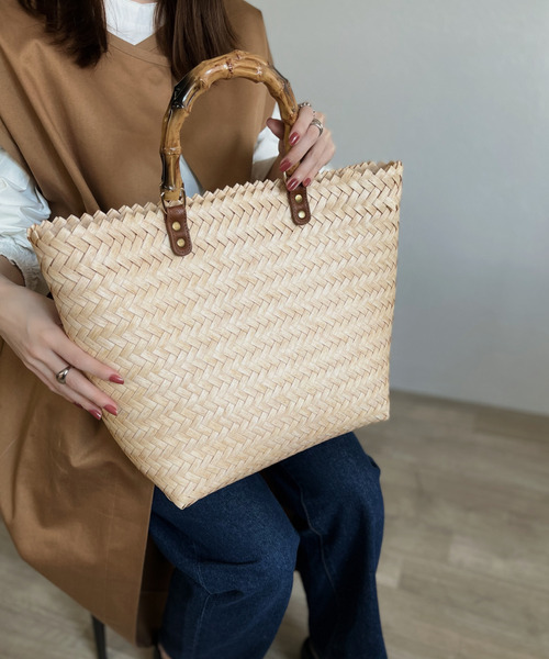 ISOOK(アイスー)の「Bamboo like basket bag / バンブーライクバスケットバッグ(かごバッグ・レディース・ベージュ/ブラウン・FREE)」の2枚目の写真