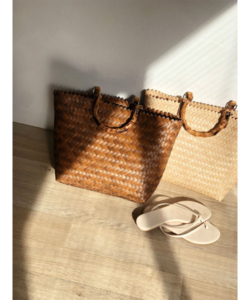 ISOOK(アイスー)の「Bamboo like basket bag / バンブーライクバスケットバッグ(かごバッグ・レディース・ベージュ/ブラウン・FREE)」の14枚目の写真