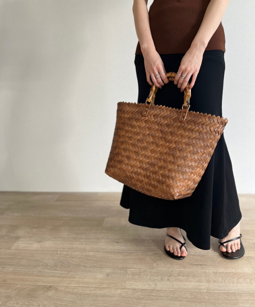 ISOOK(アイスー)の「Bamboo like basket bag / バンブーライクバスケットバッグ(かごバッグ・レディース・ベージュ/ブラウン・FREE)」の16枚目の写真