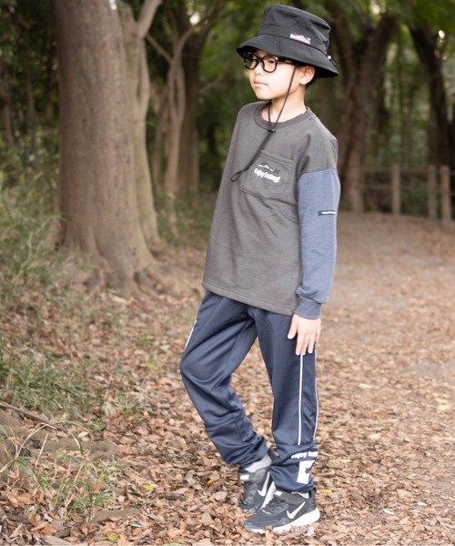 LOGOS(ロゴス)の「【30】〔LOGOS/ロゴス〕スラブ裏起毛 フロント刺繍 クルーネックスウェット(スウェット・キッズ・ブラウン/ダークグレー/ライトグリーン/グリーン系その他/グレー系その他/ブラウン系その他/グリーン/ネイビー系/ネイビー・160/140/150/130)」の11枚目の写真