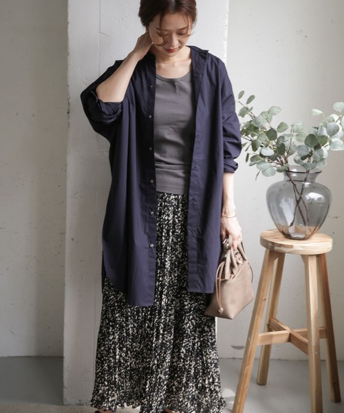 URBAN RESEARCH DOORS(アーバンリサーチドアーズ)の「コットンビッグシャツ(シャツ/ブラウス・レディース・ネイビー/ライトグレー/ストライプ・ONE)」の7枚目の写真