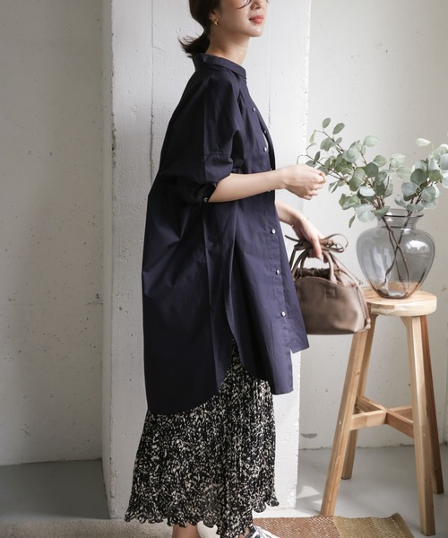 URBAN RESEARCH DOORS(アーバンリサーチドアーズ)の「コットンビッグシャツ(シャツ/ブラウス・レディース・ネイビー/ライトグレー/ストライプ・ONE)」の8枚目の写真