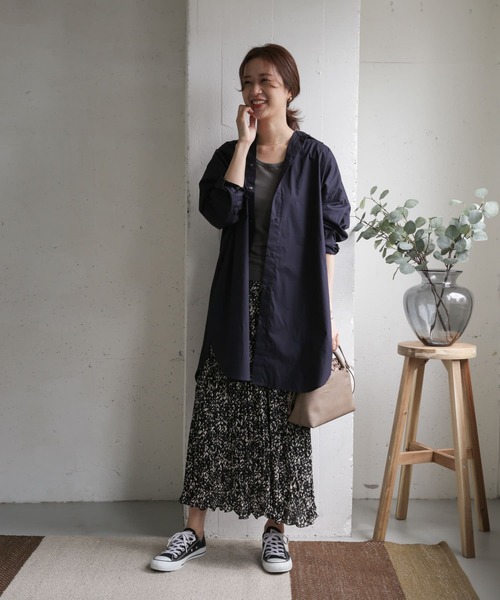 URBAN RESEARCH DOORS(アーバンリサーチドアーズ)の「コットンビッグシャツ(シャツ/ブラウス・レディース・ネイビー/ライトグレー/ストライプ・ONE)」の9枚目の写真