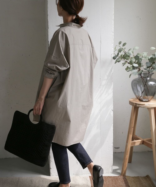 URBAN RESEARCH DOORS(アーバンリサーチドアーズ)の「コットンビッグシャツ(シャツ/ブラウス・レディース・ネイビー/ライトグレー/ストライプ・ONE)」の19枚目の写真