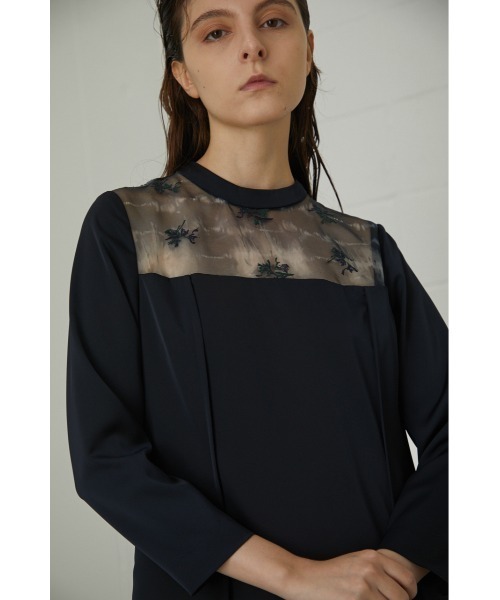 RIM.ARK（リムアーク）の「Floating florets DRESS（ドレス・レディース・ネイビー/ライトカーキ・38/36）」の13枚目の写真