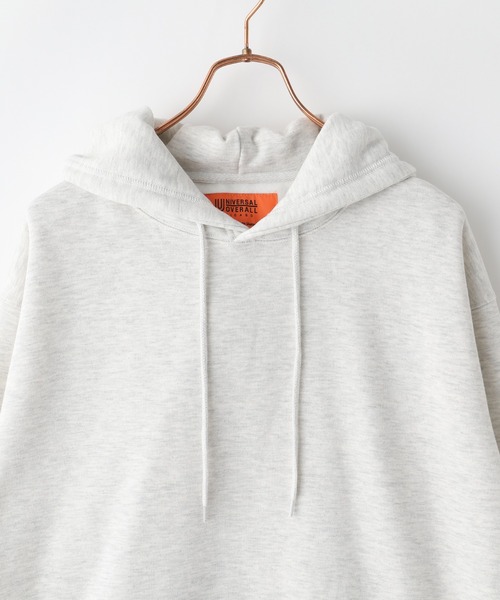 UNIVERSAL OVERALL(ユニバーサルオーバーオール)の「【UNIVERSAL OVERALL】T/C SWEAT HOODIE / 裏起毛プルオーバーパーカー(パーカー・メンズ・ベージュ系その他/ホワイト/オレンジ系/オフホワイト/ブラック/グリーン系・SMALL/MEDIUM/LARGE)」の17枚目の写真