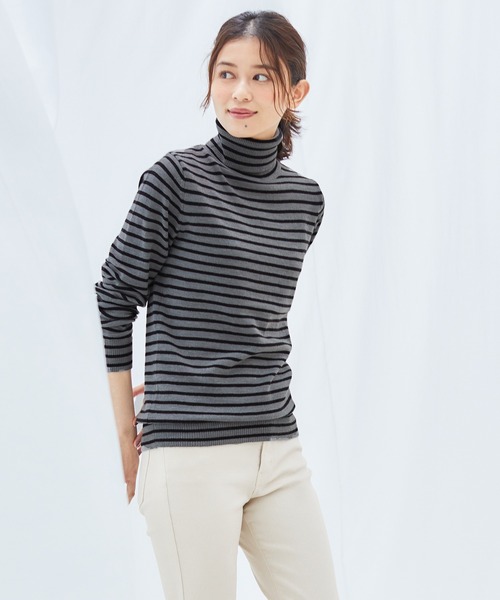 Honeys（ハニーズ）の「あったかタートルネック（ニット/セーター・レディース・ブラック/ブルー/モカ/ホワイト系その他/グレー系その他/ブラウン系その他/アイボリー・LL/S/M/L）」の4枚目の写真