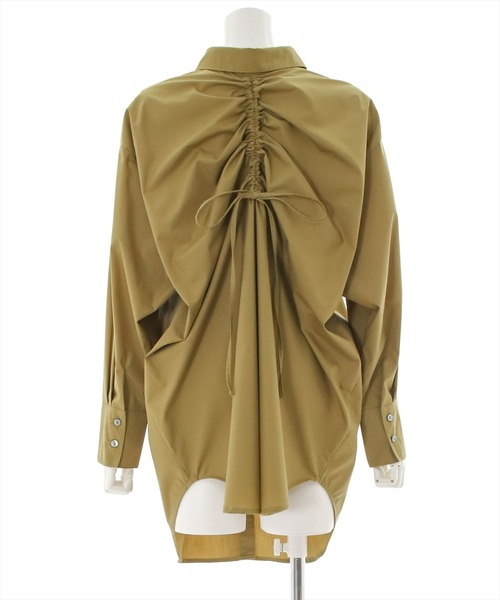 clear（クリア）の「バックギャザーオーバーサイズシャツ（シャツ/ブラウス・レディース・ブラック/オフホワイト/カーキ・F）」の7枚目の写真