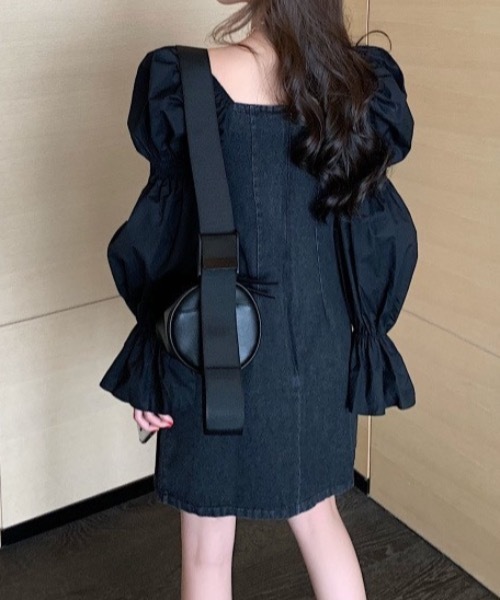 KOR(ケーオーアール)の「パフ デニム ワンピース(ワンピース・レディース・ブラック・S/M/L/XL)」の6枚目の写真