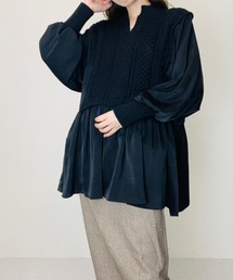 ケーブル×フリルプルオーバー