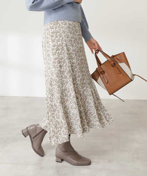N.（N. Natural Beauty Basic）（エヌエヌナチュラルビューティーベーシック）の「◆フラワープリントペプラムスカート（スカート・レディース・ホワイト系その他/ブラック系その他・MEDIUM）」の22枚目の写真