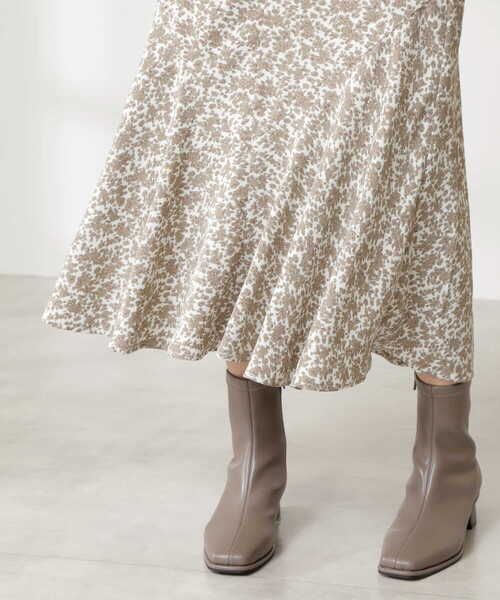 N.（N. Natural Beauty Basic）（エヌエヌナチュラルビューティーベーシック）の「◆フラワープリントペプラムスカート（スカート・レディース・ホワイト系その他/ブラック系その他・MEDIUM）」の19枚目の写真