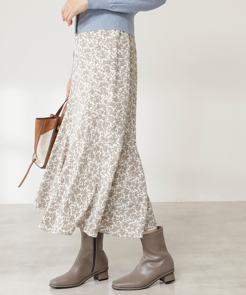 N.（N. Natural Beauty Basic）（エヌエヌナチュラルビューティーベーシック）の「◆フラワープリントペプラムスカート（スカート・レディース・ホワイト系その他/ブラック系その他・MEDIUM）」の10枚目の写真