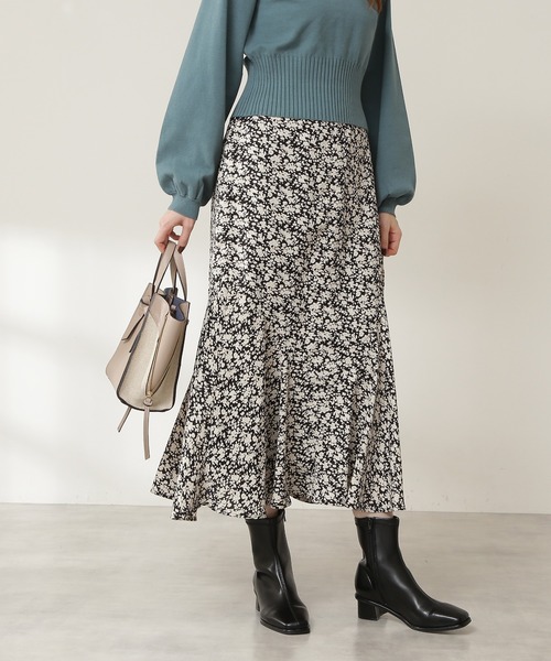 N.（N. Natural Beauty Basic）（エヌエヌナチュラルビューティーベーシック）の「◆フラワープリントペプラムスカート（スカート・レディース・ホワイト系その他/ブラック系その他・MEDIUM）」の6枚目の写真