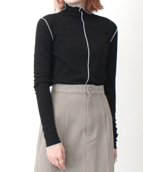 STYLEBLOCK(スタイルブロック)の「シアーフライス配色メローボトルネックトップス(Tシャツ/カットソー・レディース・オフホワイト/ライム/ブラック/アイボリー/ライトグレー/グレイッシュベージュ・M)」の4枚目の写真