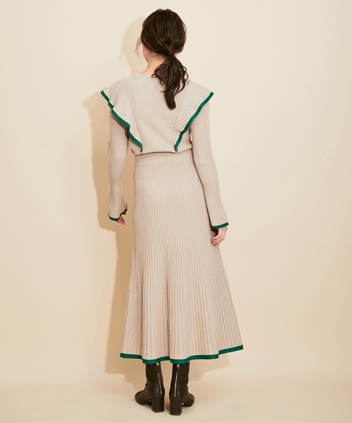 MADEMOISELLE ROPE'(マドモアゼル ロペ)の「【セットアップ対応】ラメフリルリブニットスカート(スカート・レディース・ベージュ/ラベンダー・38)」の11枚目の写真