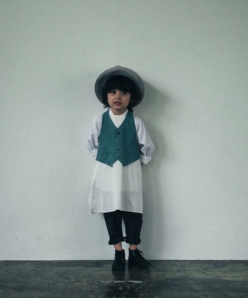 MARLMARL（マールマール）の「【MARLMARL】マールマール お食事エプロン KIDSサイズ『garcon/ギャルソン』（マグ/哺乳瓶/お食事グッズ・キッズ・その他1/その他2/その他3・M）」の3枚目の写真